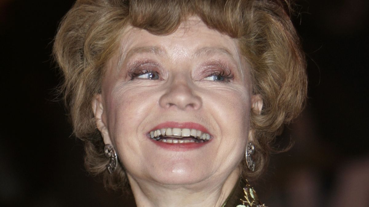 Zemřela britská herečka Prunella Scalesová
